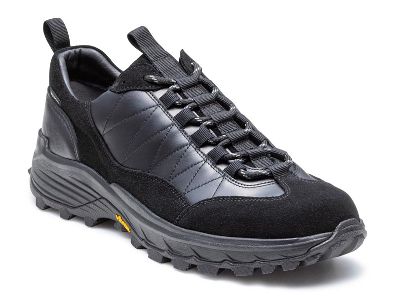 スニーカー GORE-TEX