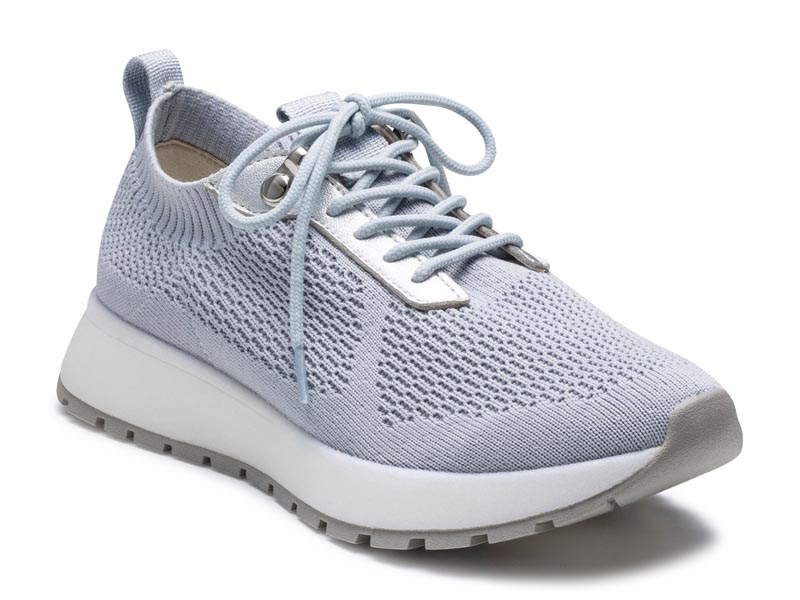 ニットスニーカー