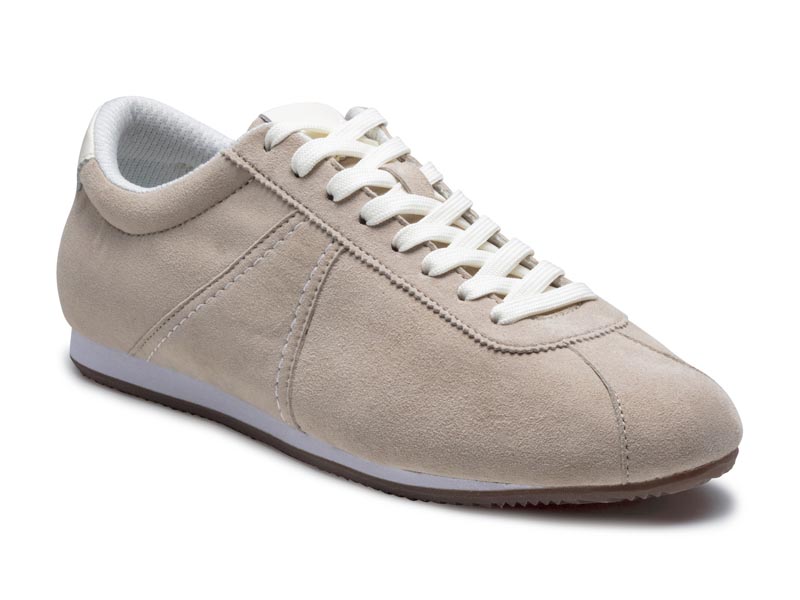 ローテクスニーカー