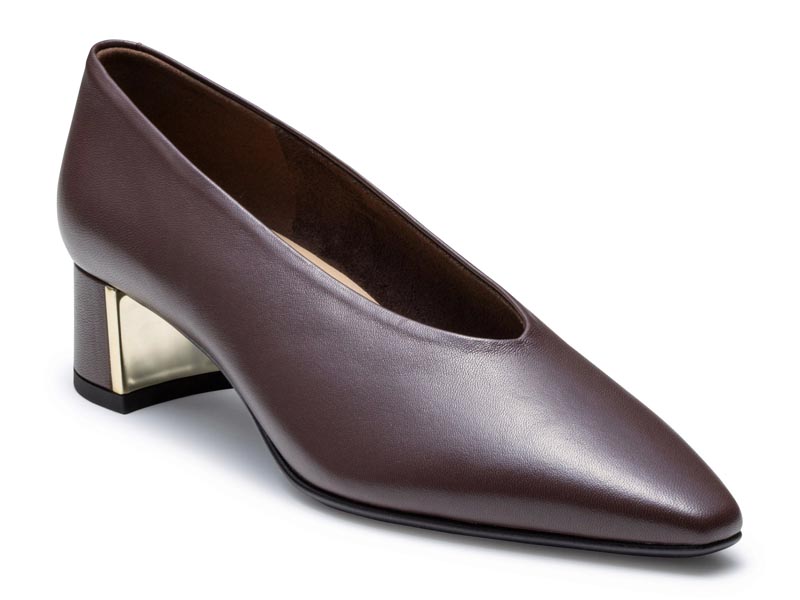 Vカットカバードパンプス