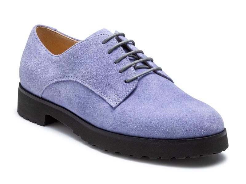 レースアップシューズ