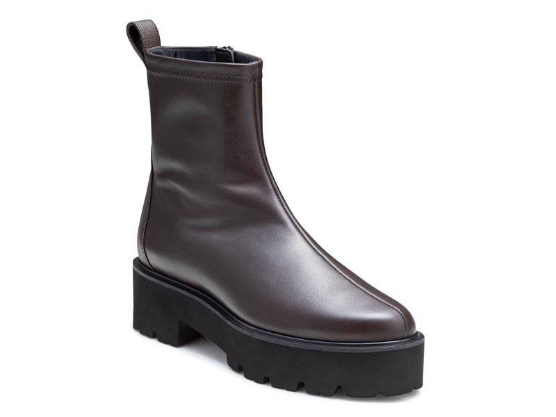 トラックソールショートブーツ