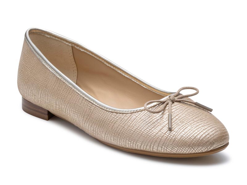 バレエシューズ