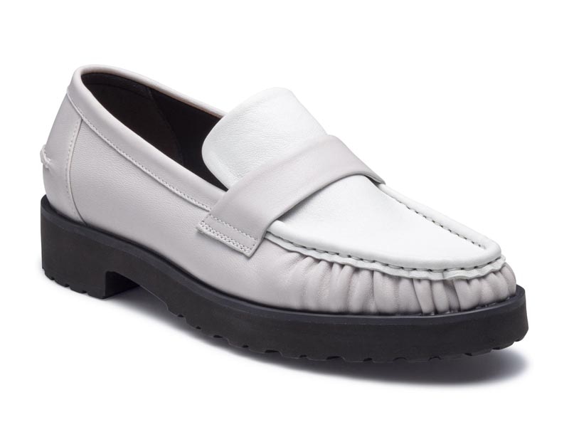 ギャザーローファー