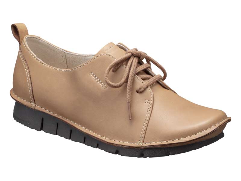 カジュアルレースアップ