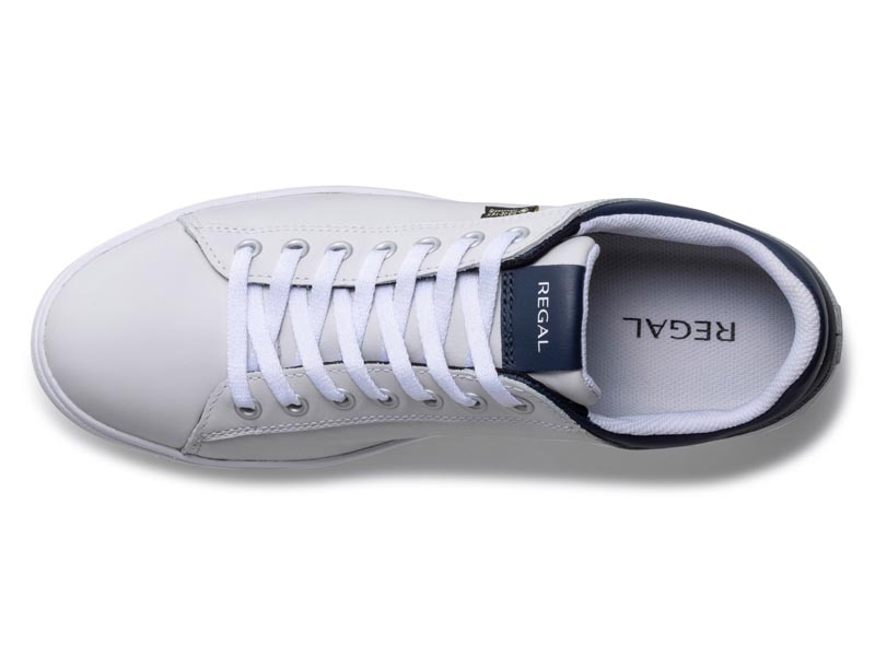 コートスニーカー「GORE-TEX SURROUND（R）フットウェア」