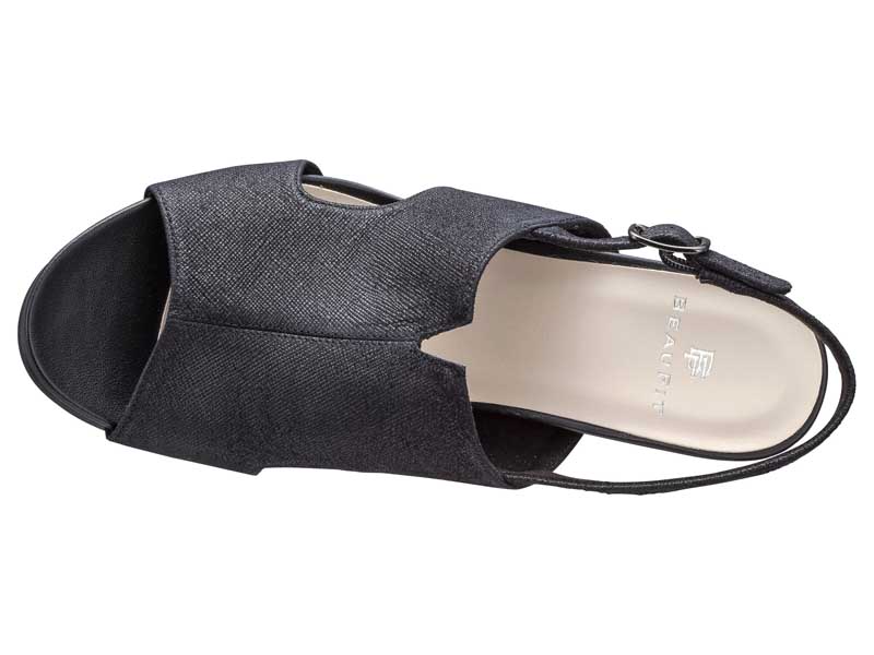 ウエッジサンダル