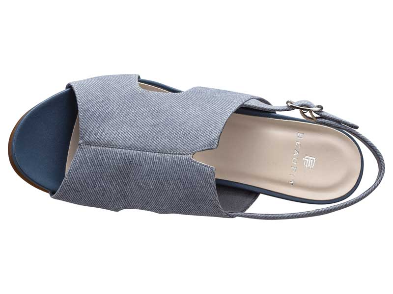 ウエッジサンダル