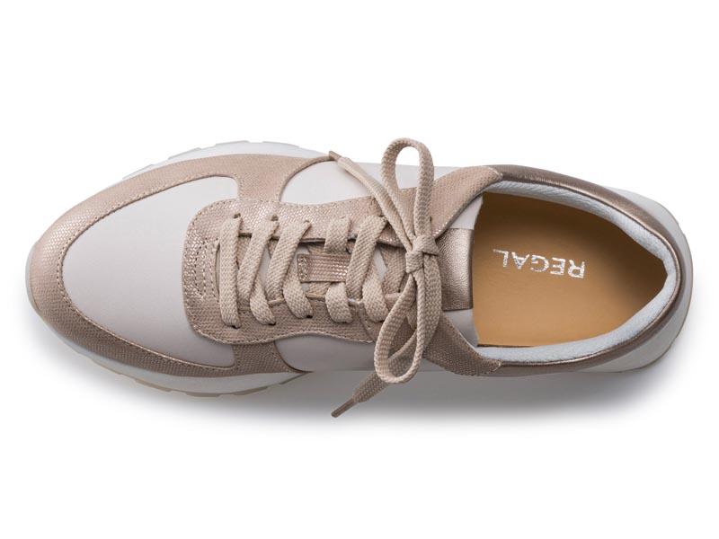 レースアップスニーカー