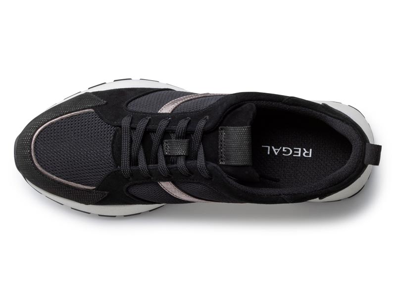 メッシュスニーカー