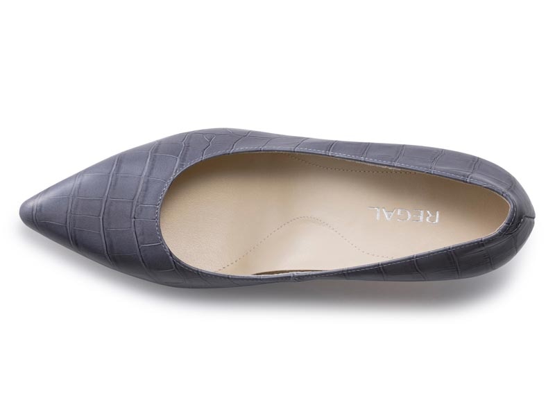 ポインテッドトウパンプス