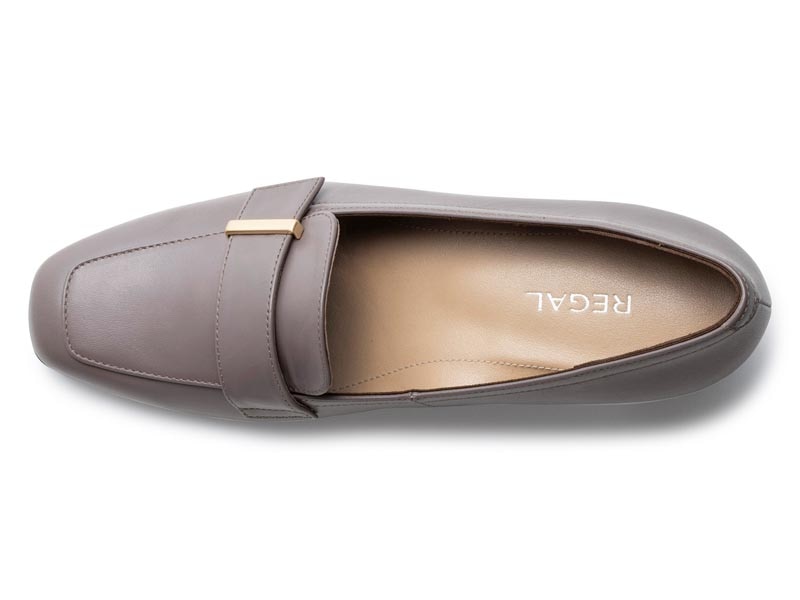 晴雨兼用ヒールローファー