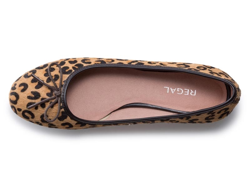 バレエシューズ