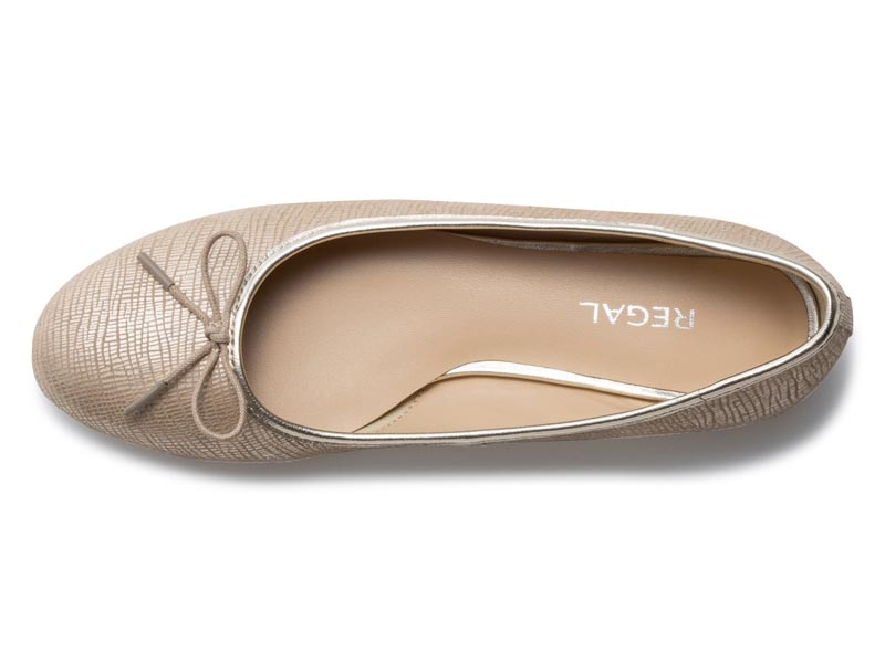 バレエシューズ