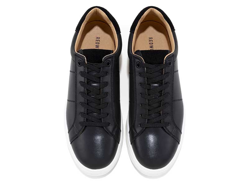 コートタイプスニーカー