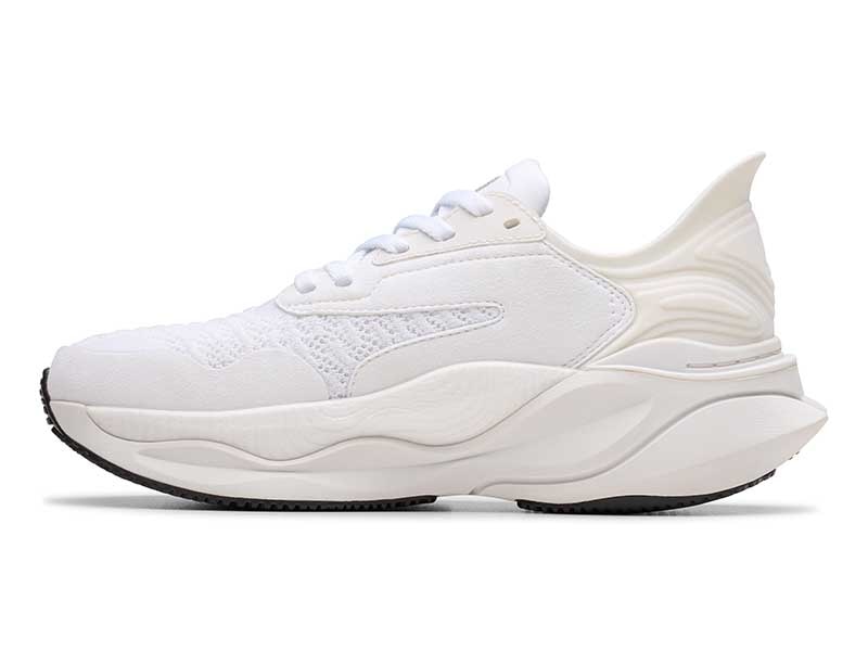 Clarks Pace. クラークスペース