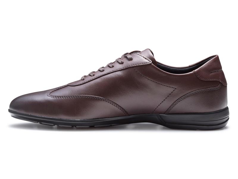 レースアップレザースニーカー(GORE-TEX フットウェア)
