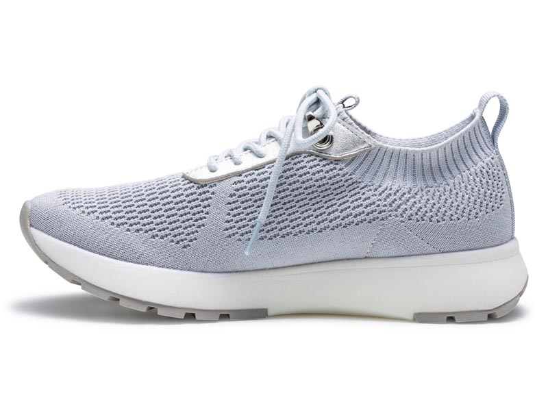 ニットスニーカー