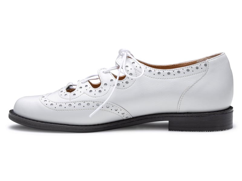 ギリーシューズ