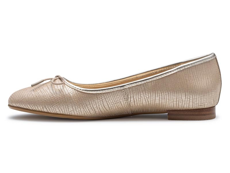 バレエシューズ