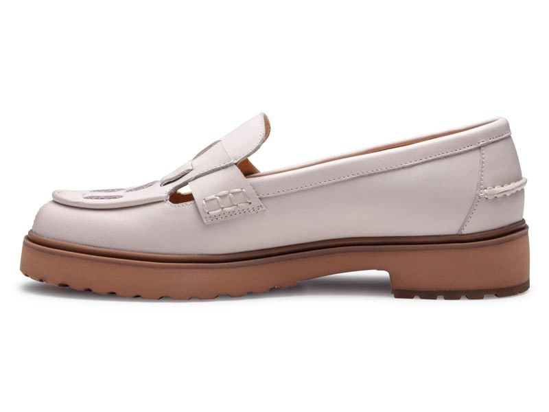 イントレチャートローファー