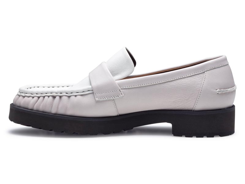 ギャザーローファー