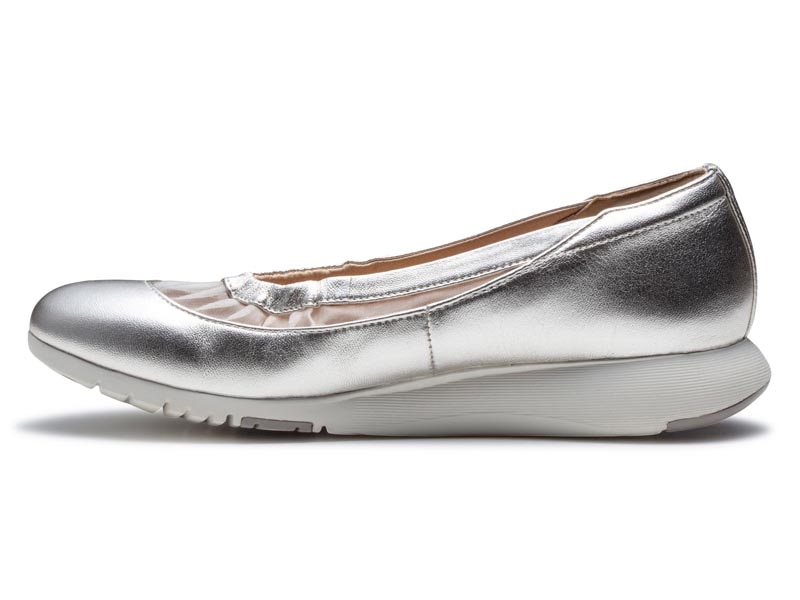 チュールパンプス