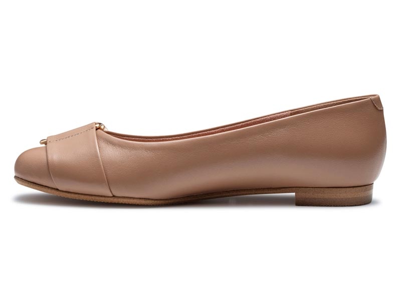 晴雨兼用フラットシューズ