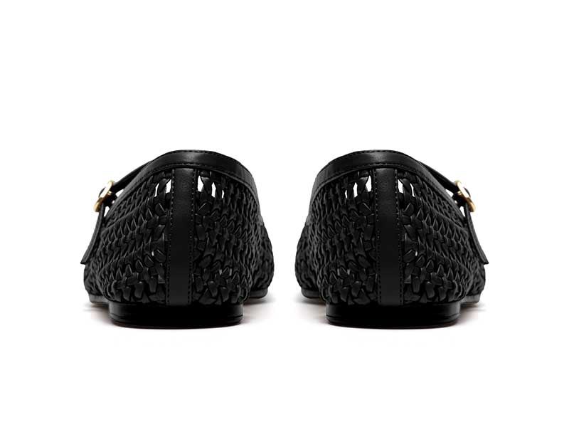 Livia Sky リビアスカイ