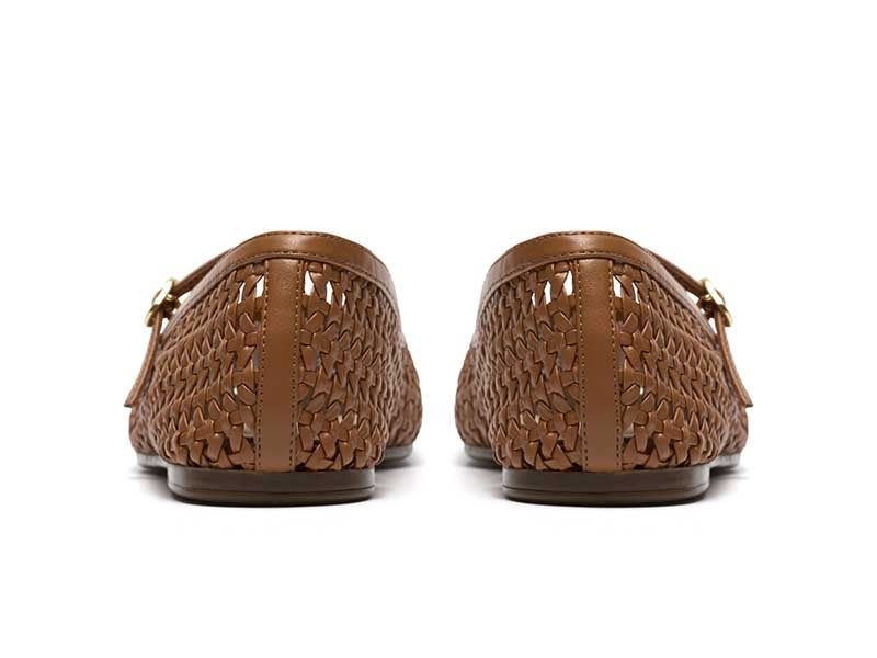 Livia Sky リビアスカイ