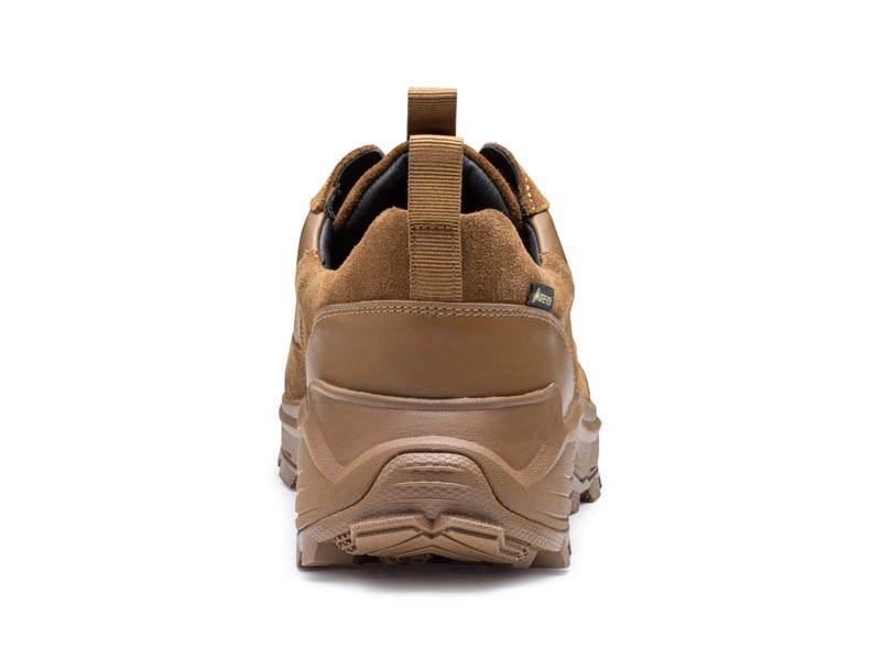 スニーカー GORE-TEX