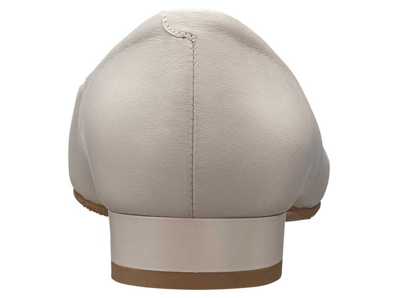 晴雨兼用フラットシューズ