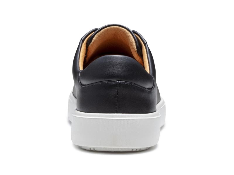 センタージップスニーカー