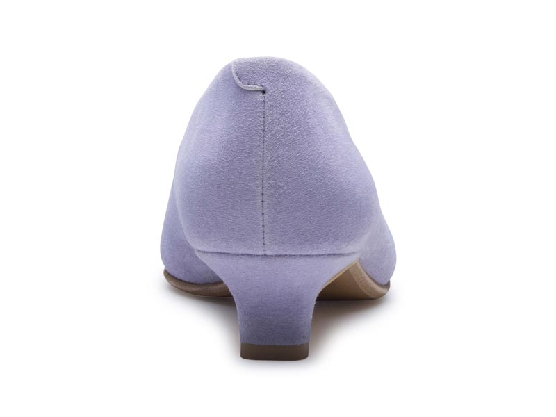 ローヒールパンプス