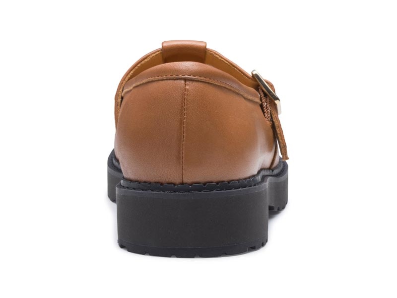 Tストラップシューズ