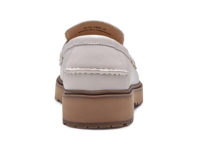 イントレチャートローファー