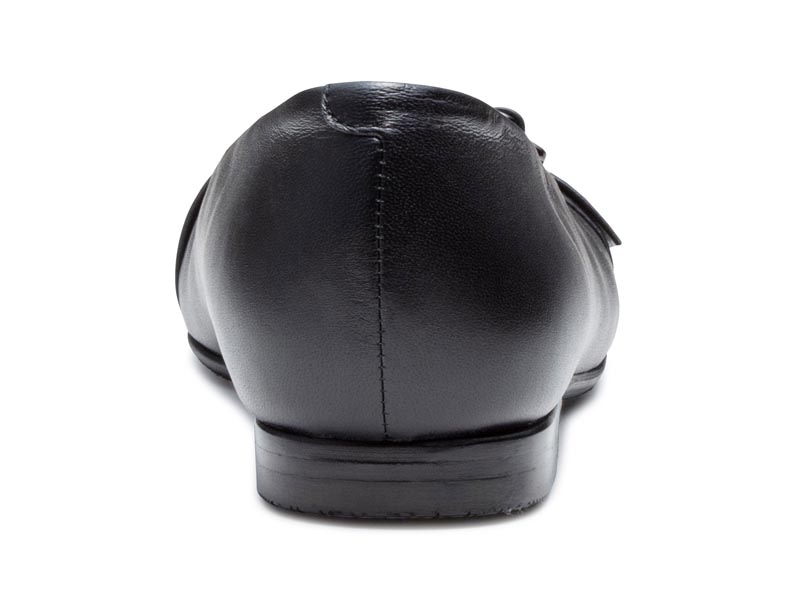 晴雨兼用フラットシューズ