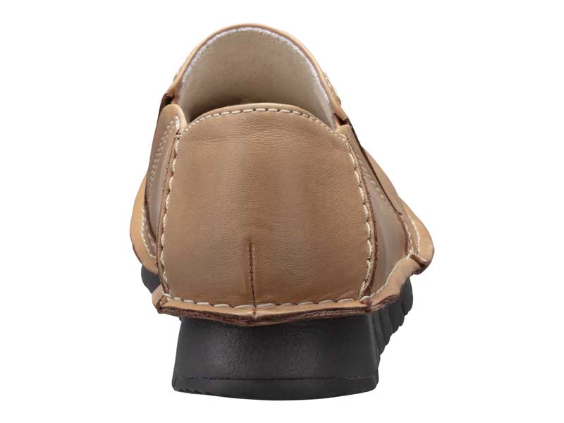 カジュアルスリッポン