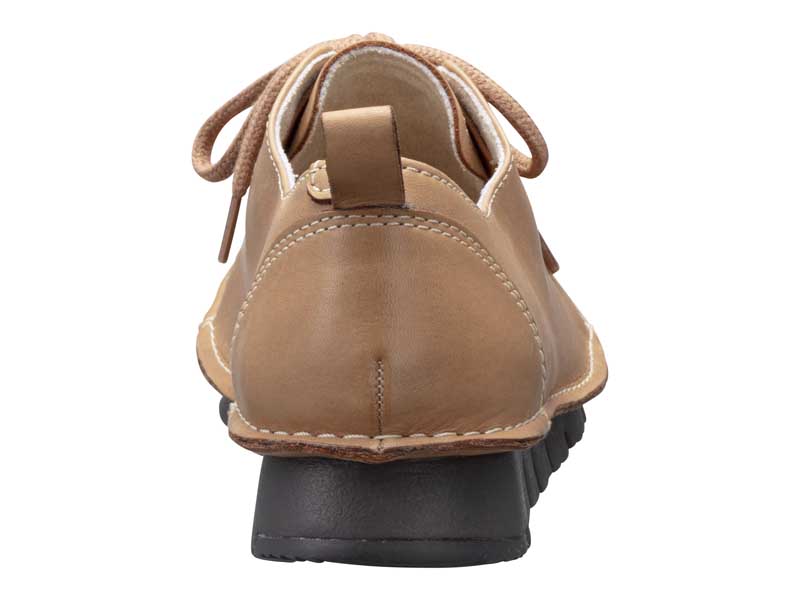 カジュアルレースアップ