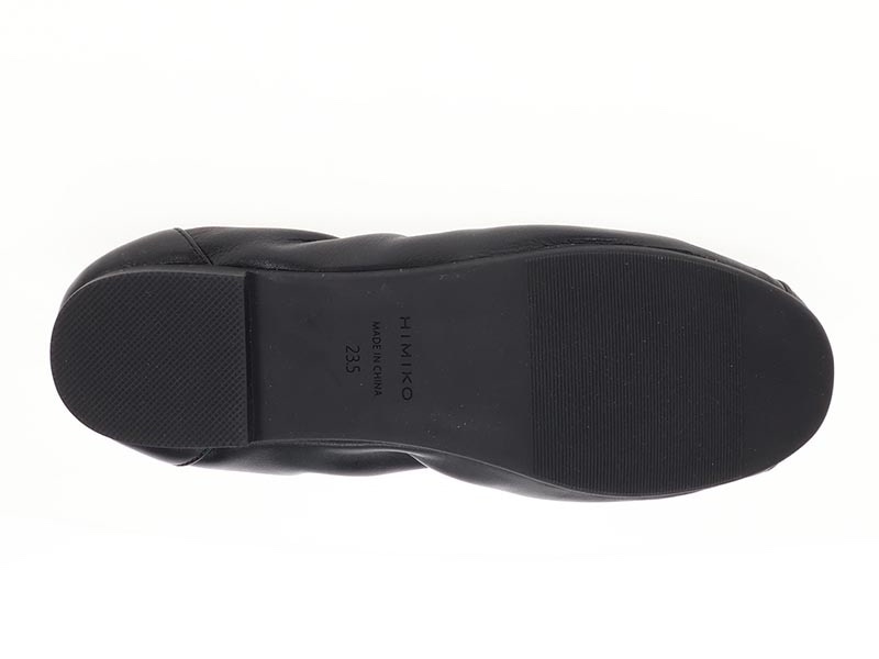 メタルロゴギャザーパンプス