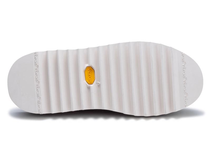 クロッグサンダル