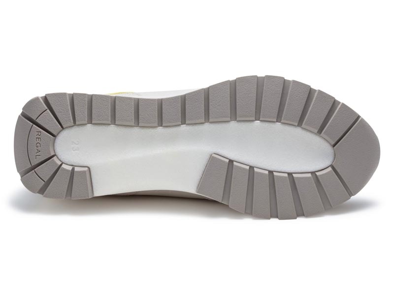 レースアップスニーカー