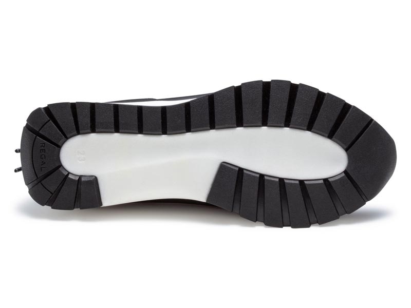 コードストッパースニーカー