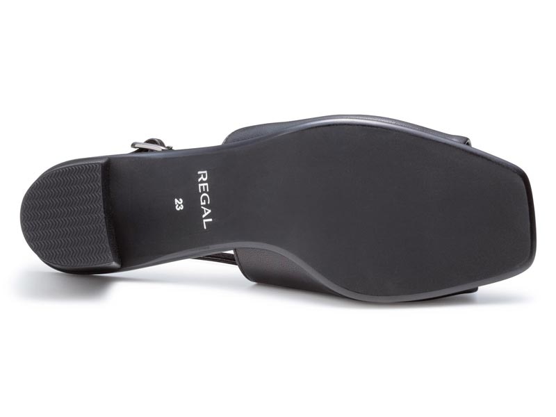 メッシュサンダル