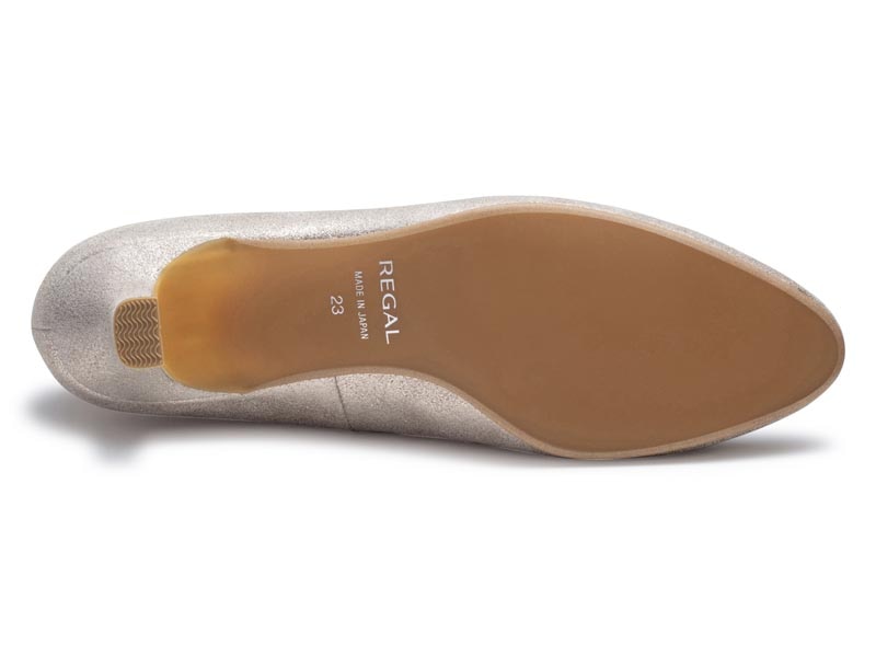 ローヒールパンプス