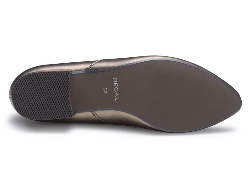 甲深フラットシューズ