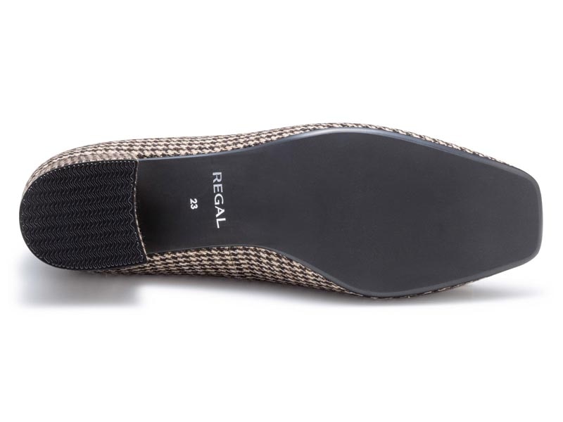 スクエアトウパンプス