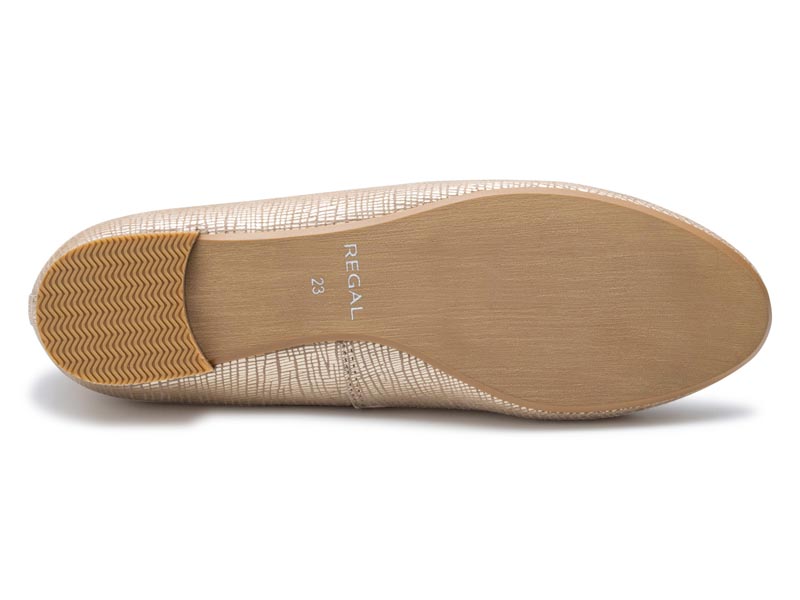 バレエシューズ