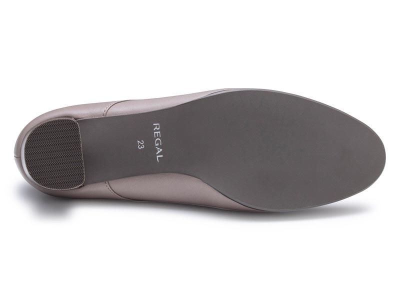 レースアップシューズ