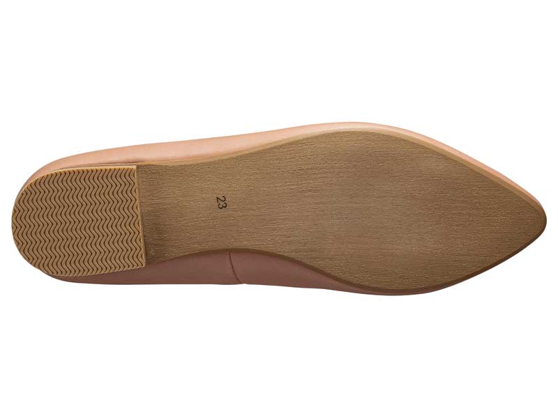 フラットパンプス